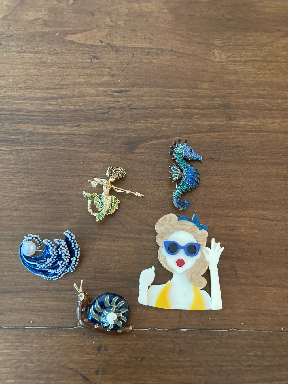 SET of 5 summer Sea-Themed Brooch Set. NEW
